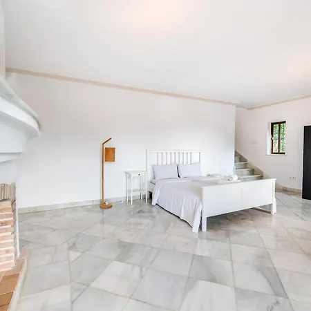 Peaceful 4 Bdrm Andalusian W Sea Views * Marbella